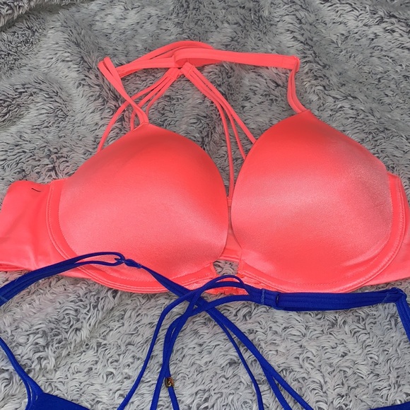 3 Very Sexy push up bras - Picture 3 of 14